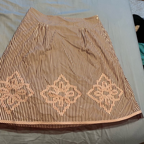 Cute skirt - Picture 2 of 4